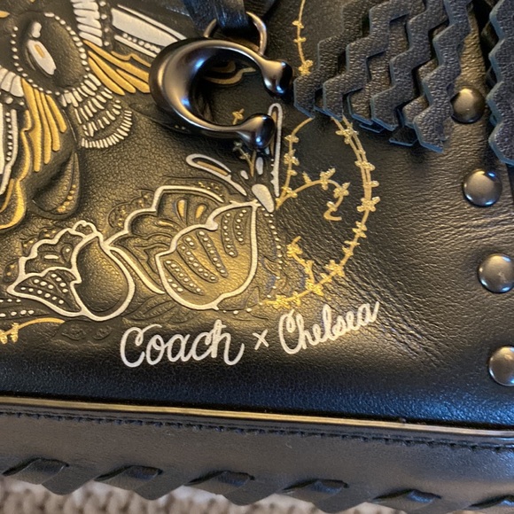 Rare limited edition Coach purse with artist Chelsea - Picture 10 of 12